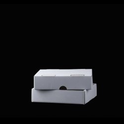 Kvadrat boks 20x20x5 cm.