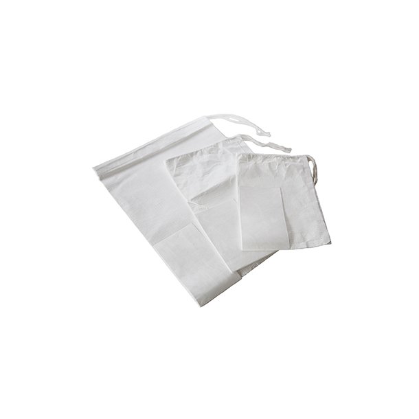 Tyvek bag with label 20,5 x 25.5 cm.